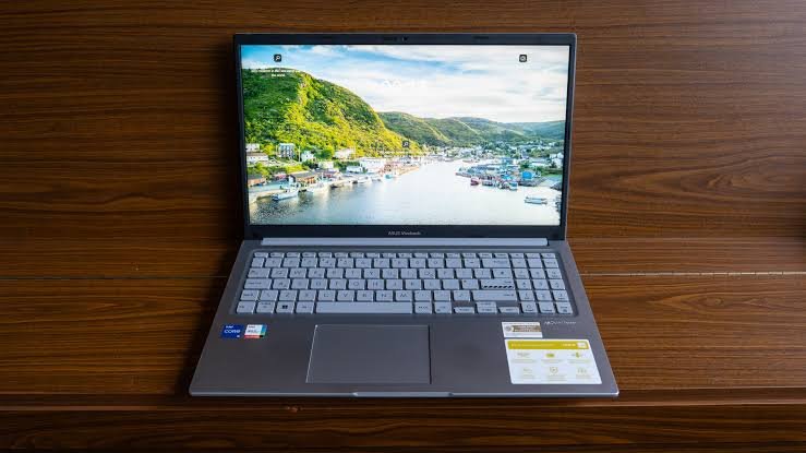 Asus Vivobook 15 X1504VA
